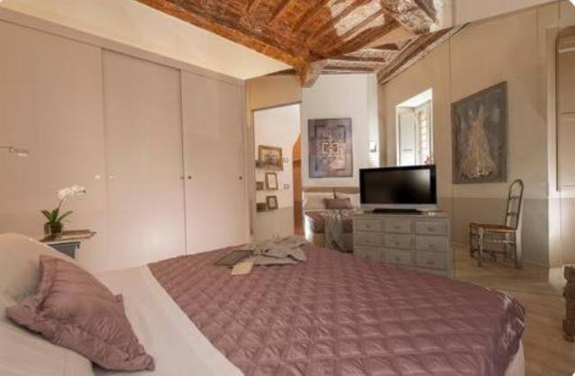 Sophisticated Near Navona Square