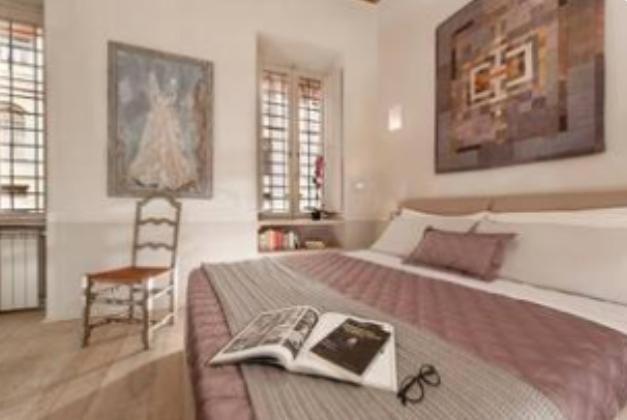 Sophisticated Near Navona Square Apartment Rom